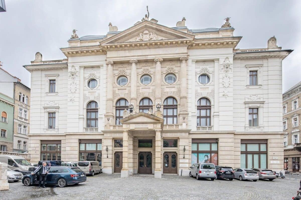 Castle View - New - Romantic Apartment