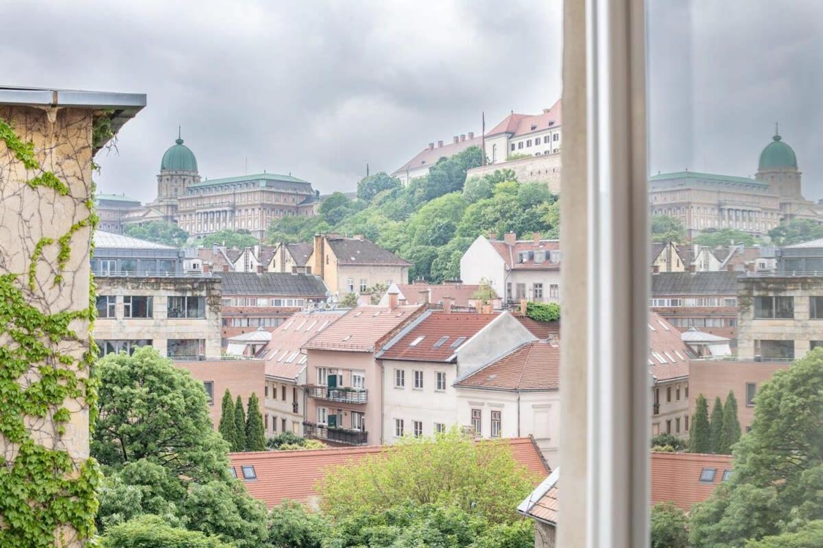 Castle View - New - Romantic Budapest